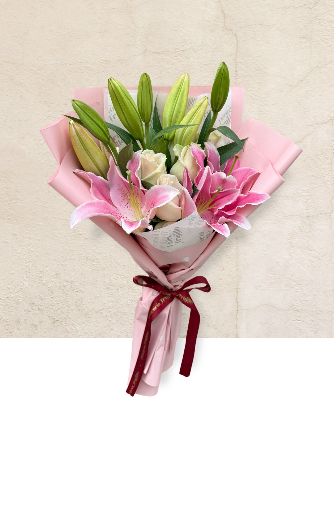 Ramo de lirios y rosas